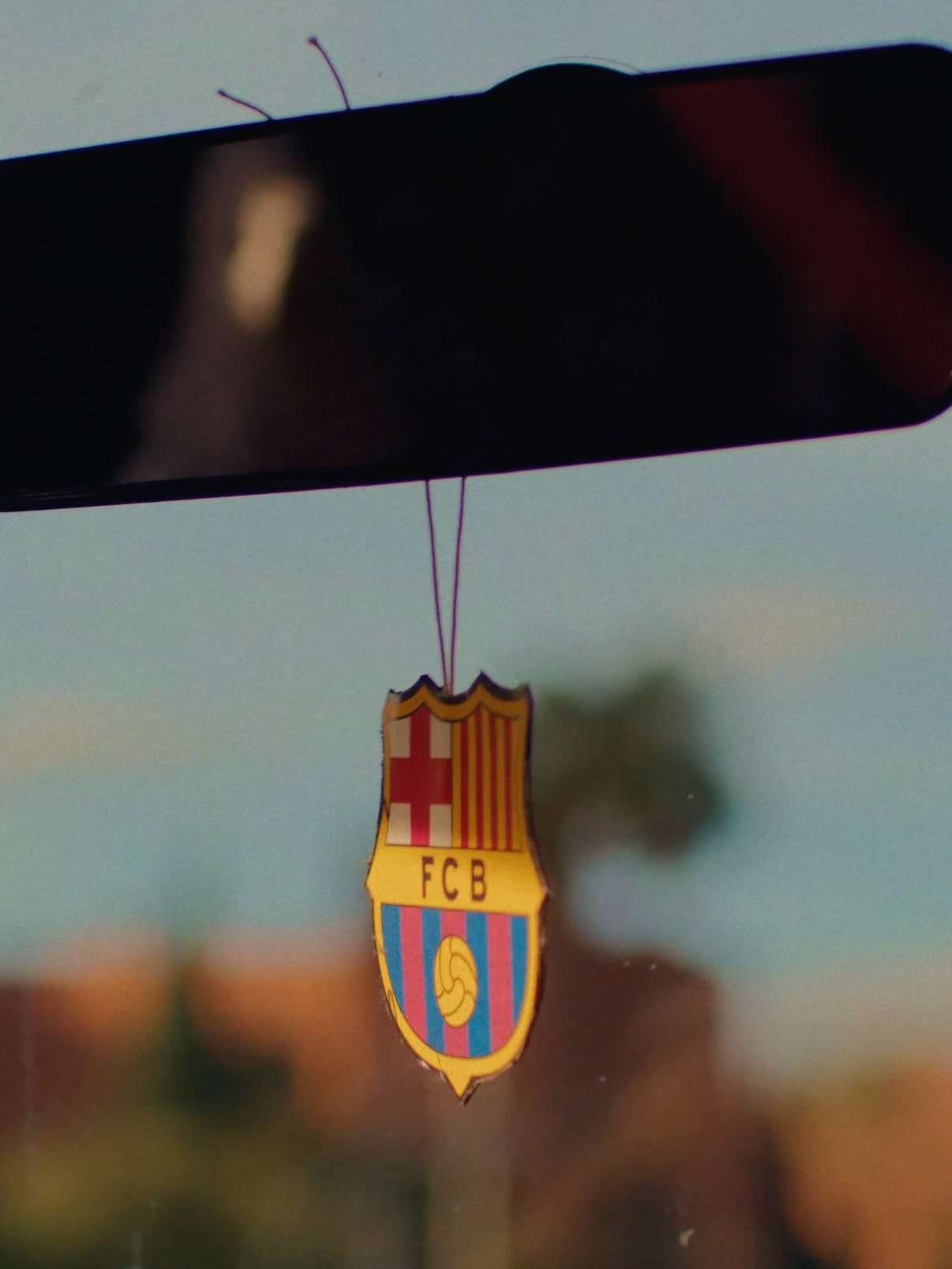 Estrella Damm × FC Barcelona — Tornem a casa, 2025. Dan Aparicio: Co-producer · VML — Hogarth (WPP), in-house production (image 3)
